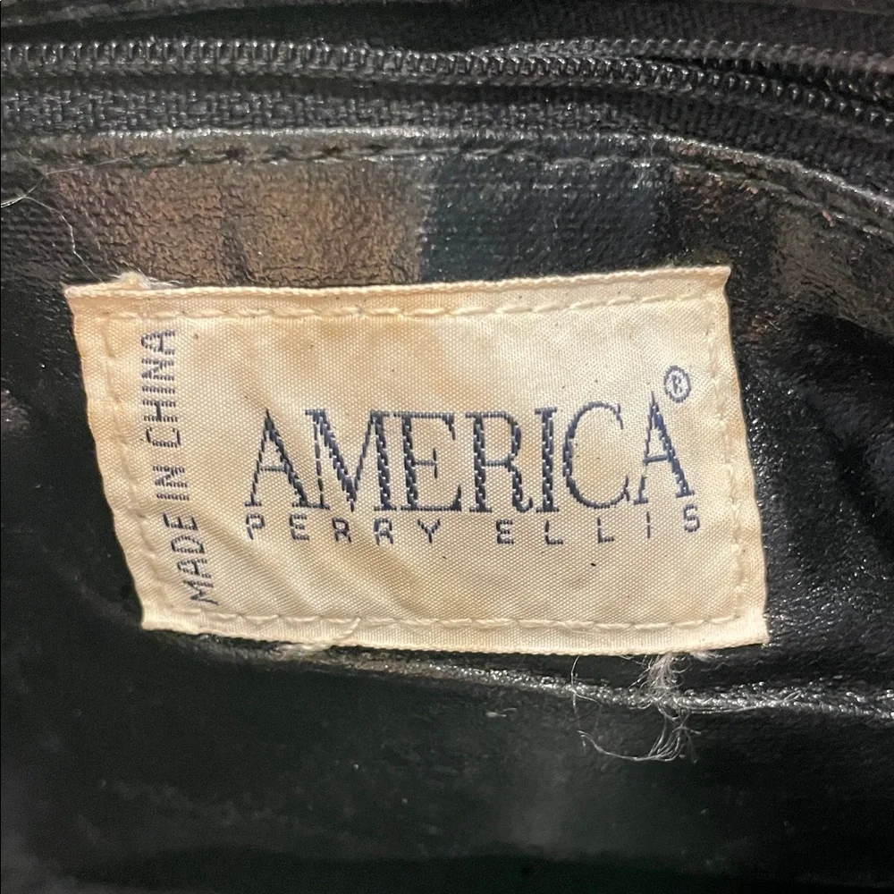 VTG Perry Ellis Olive Green and Tan Leather Shoulder Bag